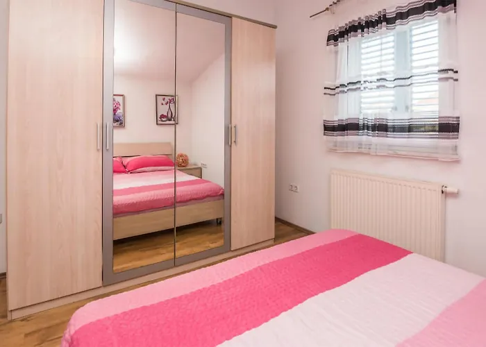 Gorgeous In With Kitchen Apartman