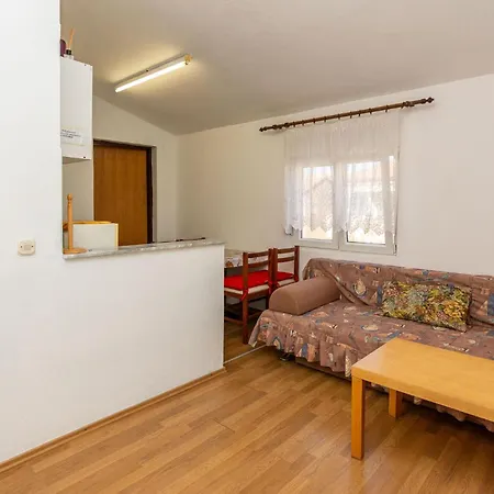 Gorgeous In With Kitchen